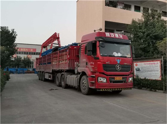 feac6a488f47cf27bcac60b8544beba